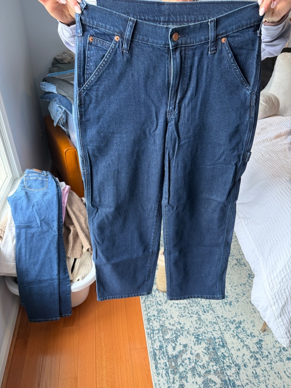 GAP women’s  Dark Blue Straight Jeans